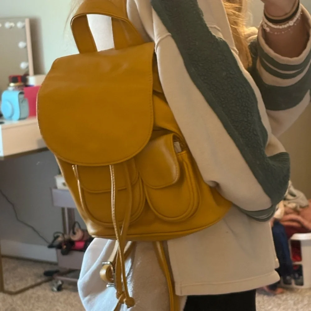 Yellow Leather Backpack - Picture 3 of 3